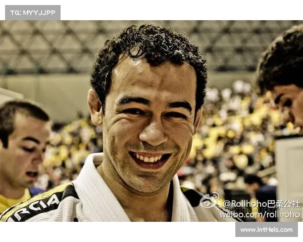 ONE冠军赛现场:贾尔斯与加西亚柔术对决,老将交锋引全场致敬 ONE冠军赛现场:贾尔斯与加西亚柔术对决,老将交锋引全场致敬